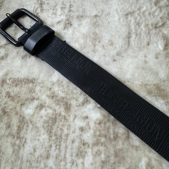 True Religion Black PU "Leather" Belt w/ TR Branding All Over, Size 42 - Picture 2 of 6